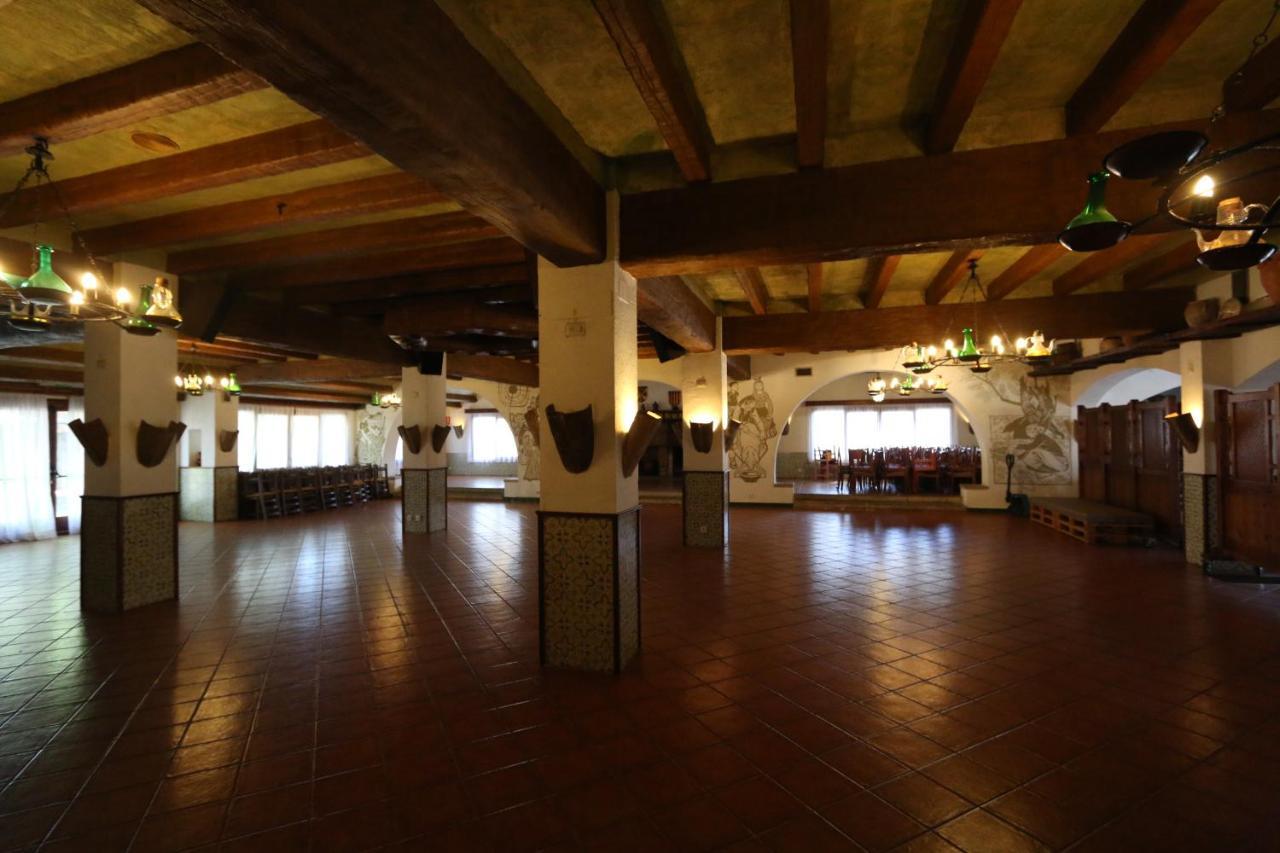 Hostal del Senglar Espluga de Francolí Exterior foto